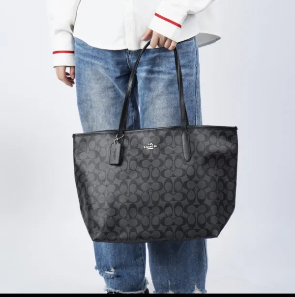 Сумка Coach Tote